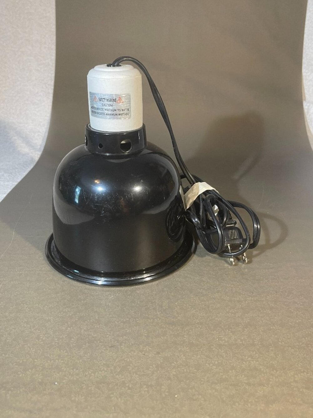 Reptile Light Fixture 5'' Standard Dome Single Bulb Light Heat (1948)